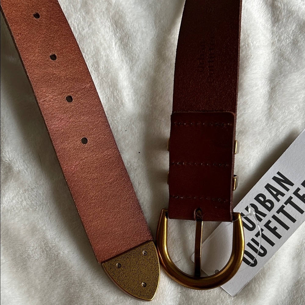 Urban Outfitters Brown Leather Belt with Gold Buckle - Picture 4 of 5